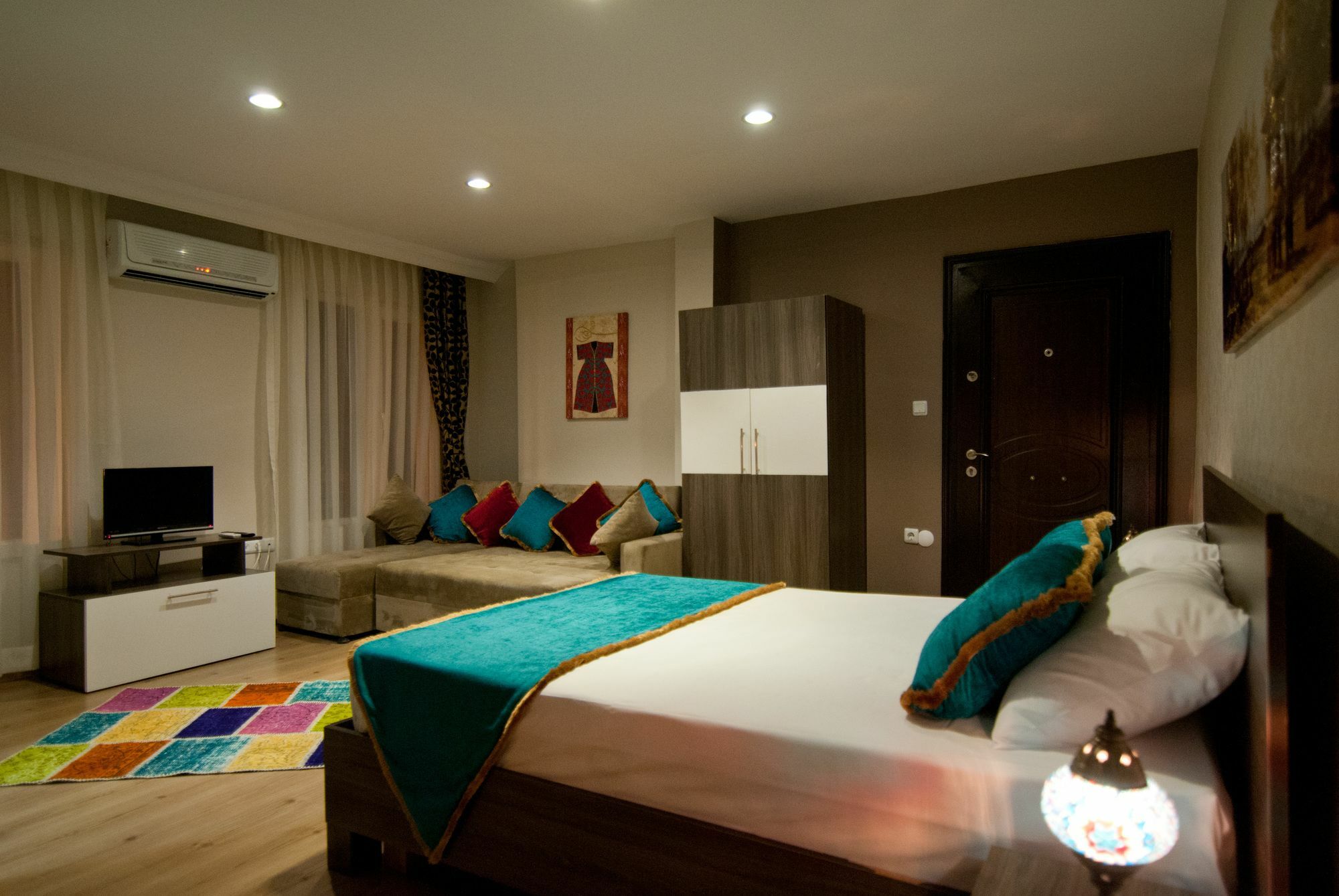Kamondo Istanbul